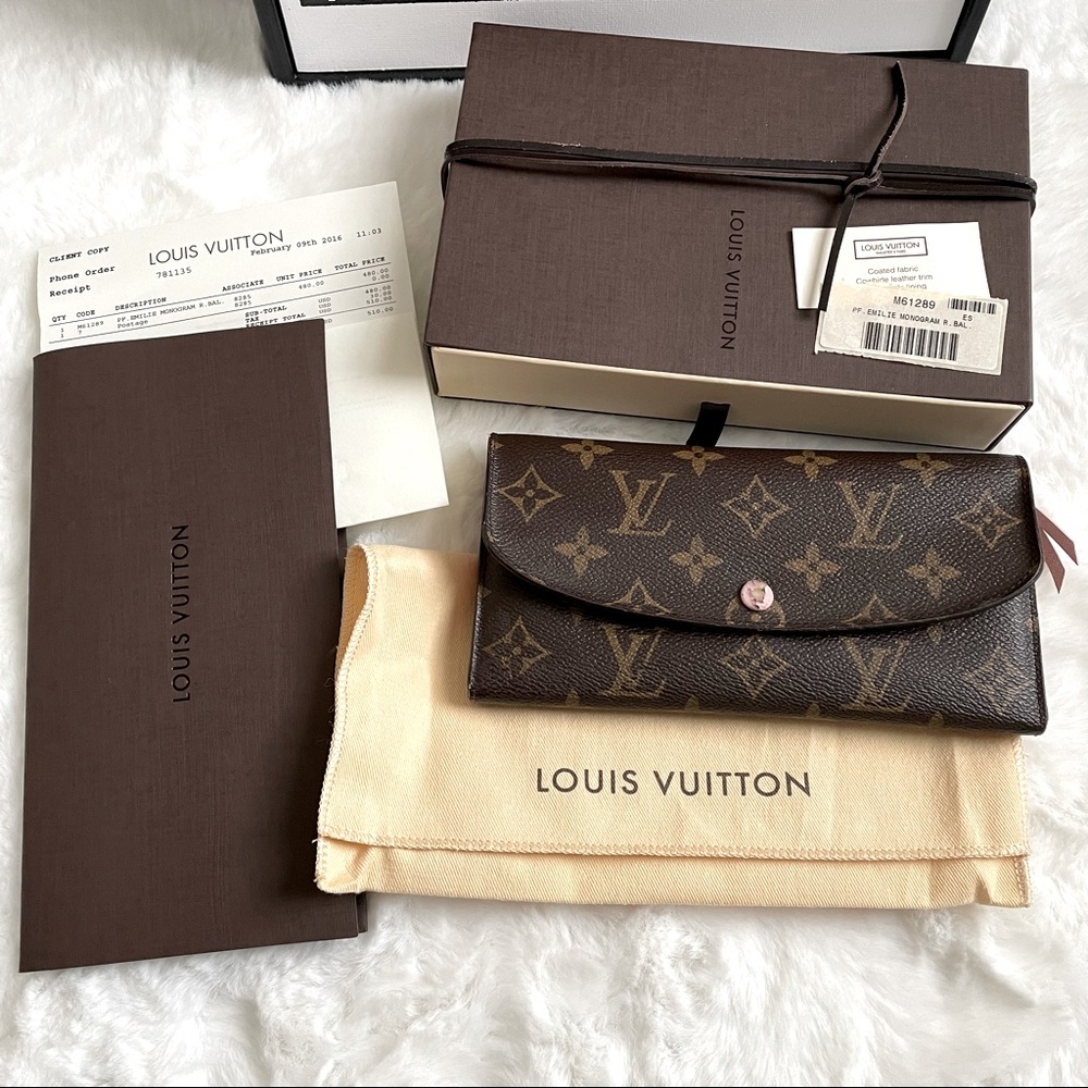 Louis Vuitton Emilee Wallet